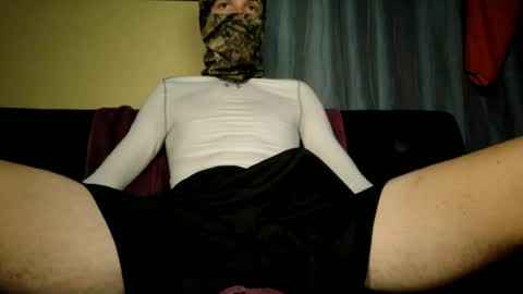 Snapshot of yungnhung_420 chatting on July 2026 06:19:02 AM yungnhung_420 online show from July 2026 06:19:02 AM
