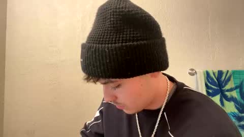 Snapshot of yungstudbev chatting on December 2024 02:56:02 AM yungstudbev online show from December 2024 02:56:02 AM