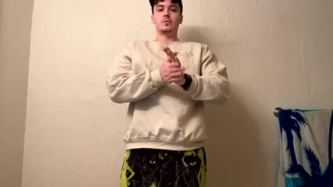 Snapshot of yungstudbev chatting on December 2024 01:29:01 AM yungstudbev online show from December 2024 01:29:01 AM