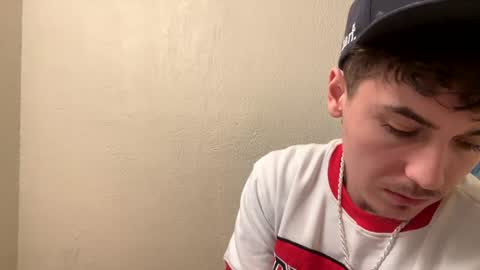 Snapshot of yungstudbev chatting on December 2024 03:55:02 AM yungstudbev online show from December 2024 03:55:02 AM