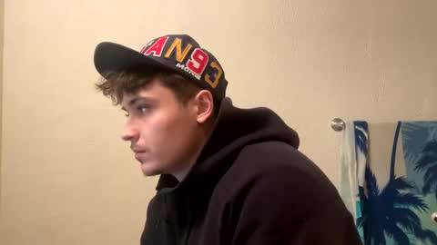 Snapshot of yungstudbev chatting on January 2025 05:58:02 AM yungstudbev online show from January 2025 05:58:02 AM