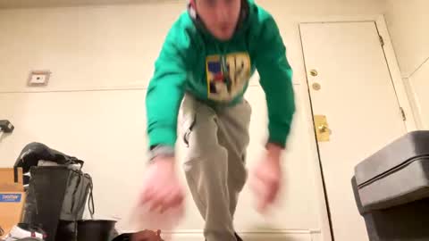 Snapshot of yungstudbev chatting on January 2025 10:45:01 PM yungstudbev online show from January 2025 10:45:01 PM