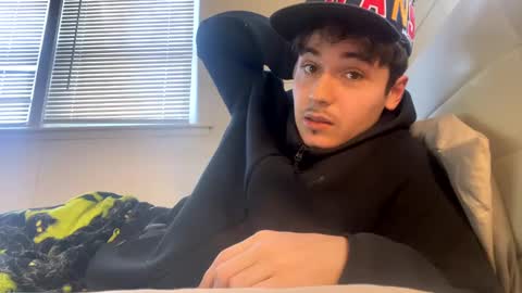 Snapshot of yungstudbev chatting on January 2025 05:56:02 PM yungstudbev online show from January 2025 05:56:02 PM