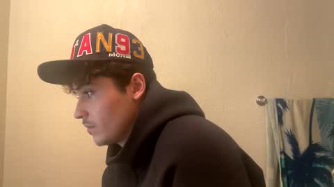 Snapshot of yungstudbev chatting on February 2025 06:54:01 AM yungstudbev online show from February 2025 06:54:01 AM