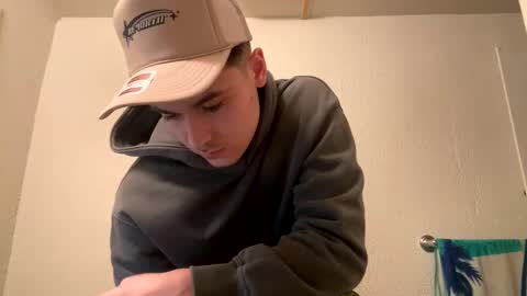 Snapshot of yungstudbev chatting on February 2025 04:55:01 AM yungstudbev online show from February 2025 04:55:01 AM