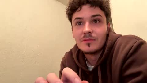 Snapshot of yungstudbev chatting on September 2025 03:33:02 AM yungstudbev online show from September 2025 03:33:02 AM