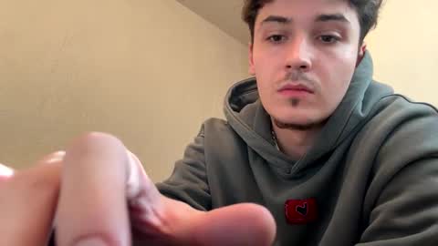 Snapshot of yungstudbev chatting on September 2025 08:14:01 PM yungstudbev online show from September 2025 08:14:01 PM