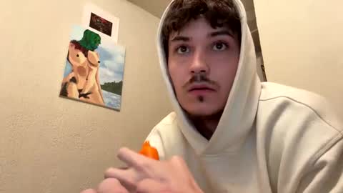 Snapshot of yungstudbev chatting on November 2025 12:10:02 AM yungstudbev online show from November 2025 12:10:02 AM