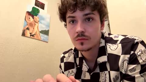 Snapshot of yungstudbev chatting on November 2025 01:48:02 AM yungstudbev online show from November 2025 01:48:02 AM