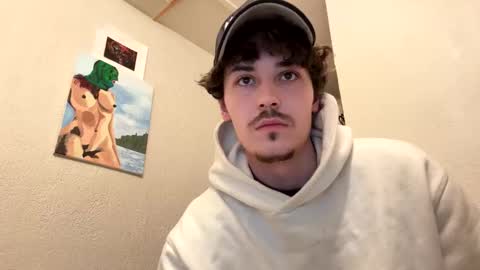 Snapshot of yungstudbev chatting on December 2025 10:47:01 PM yungstudbev online show from December 2025 10:47:01 PM