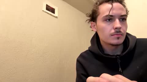 Snapshot of yungstudbev chatting on January 2026 06:22:02 PM yungstudbev online show from January 2026 06:22:02 PM