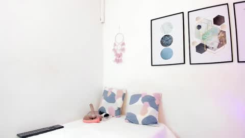 Yunna online show from September 2025 11:35:01 AM