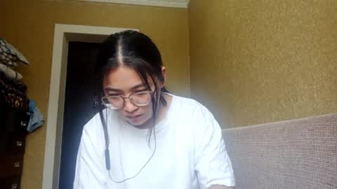 Yuna online show from November 2025 04:11:02 AM