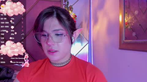 Snapshot of yuri_stars chatting on February 2025 05:31:02 PM Yuri Stars online show from February 2025 05:31:02 PM