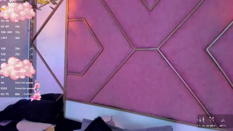 Snapshot of yuri_stars chatting on March 2025 08:43:02 PM Yuri Stars online show from March 2025 08:43:02 PM