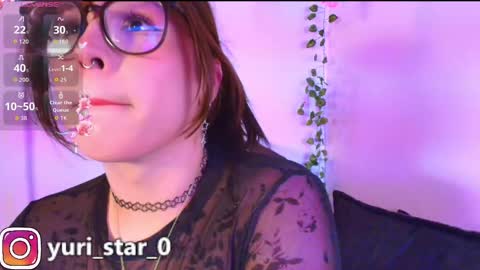 Snapshot of yuri_stars chatting on November 2025 09:17:02 PM Yuri Stars online show from November 2025 09:17:02 PM