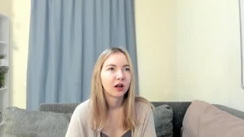 Alesia online show from December 2025 08:18:01 AM