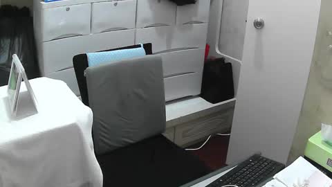 Slip online show from February 2025 06:58:02 AM