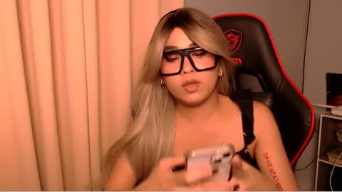 Snapshot of yvannasilva18 chatting on February 2025 06:51:02 AM jai online show from February 2025 06:51:02 AM