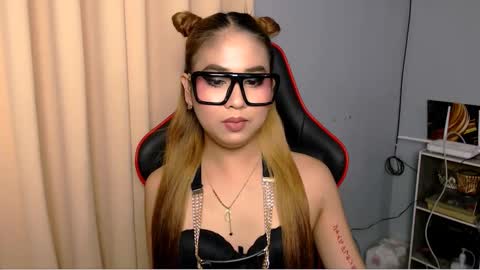 Snapshot of yvannasilva18 chatting on February 2025 05:16:01 AM jai online show from February 2025 05:16:01 AM