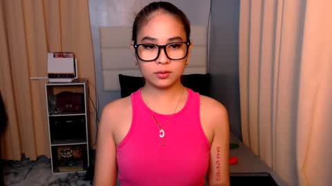 Snapshot of yvannasilva18 chatting on February 2025 07:44:01 AM jai online show from February 2025 07:44:01 AM