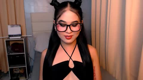 Snapshot of yvannasilva18 chatting on March 2025 11:31:01 AM jai online show from March 2025 11:31:01 AM