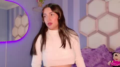 yvi online show from March 2026 01:05:01 PM