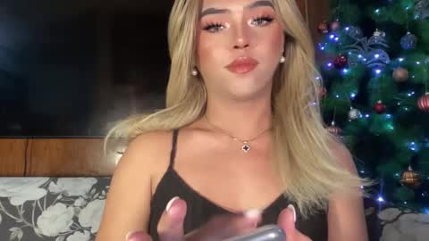 Miss Cali online show from December 2024 09:22:01 PM