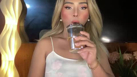 Miss Cali online show from January 2025 04:46:02 PM