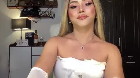 Miss Cali online show from January 2025 11:01:02 AM