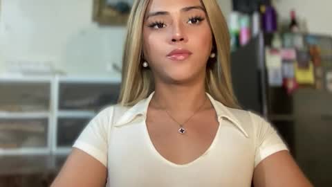 Miss Cali online show from September 2025 05:24:01 PM