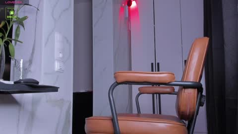 yvonne_miss online show from February 2025 05:14:01 PM