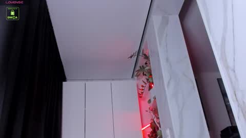 yvonne_miss online show from September 2025 11:48:01 AM