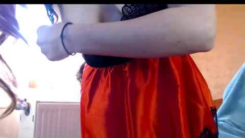 yzza_suave online show from February 2025 12:52:02 PM