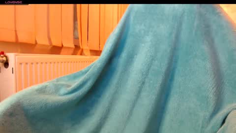 yzza_suave online show from February 2025 08:29:02 PM