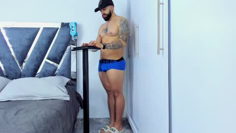 Richard online show from October 2025 01:56:02 PM