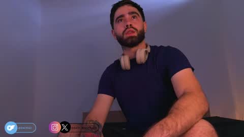 zack_sullivan22 online show from October 2025 07:33:01 PM