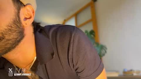 zack_sullivan22 online show from February 2026 03:43:01 PM