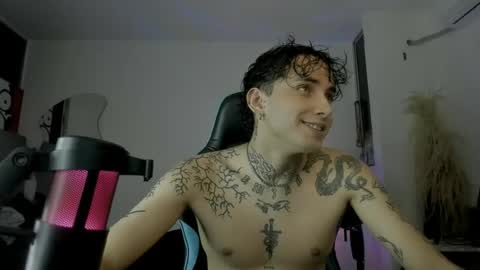Snapshot of zack_tattoo chatting on August 2026 12:34:02 AM zack_tattoo online show from August 2026 12:34:02 AM