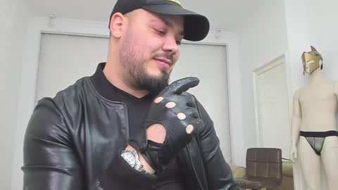 Zack online show from December 2024 12:03:02 AM