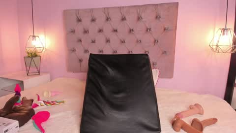 zafira online show from January 2025 05:49:01 PM