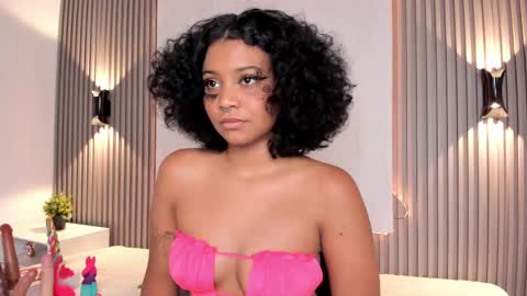 zafira online show from February 2025 03:50:02 PM