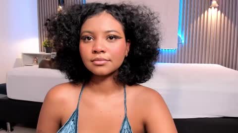 zafira online show from February 2025 07:38:02 PM