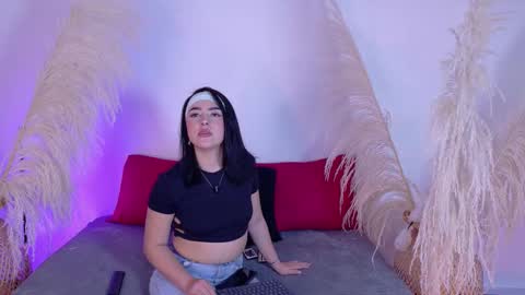 Zafira online show from December 2025 06:46:02 PM