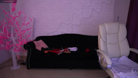 Zafiramoonn online show from February 2026 07:07:02 AM