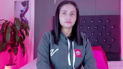 Zafiro Brown online show from September 2025 07:57:01 AM