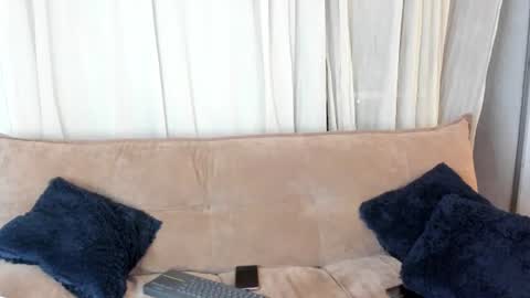 zafiro_lee online show from June 2026 03:50:02 AM