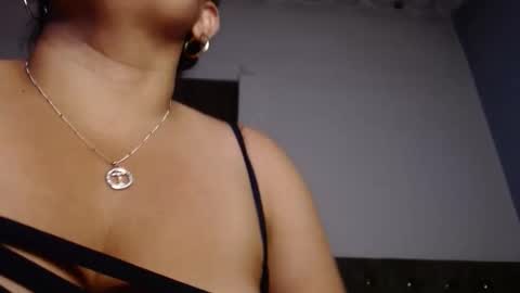 Zahi ... wants to play with everyone...yessss online show from October 2025 01:52:02 AM