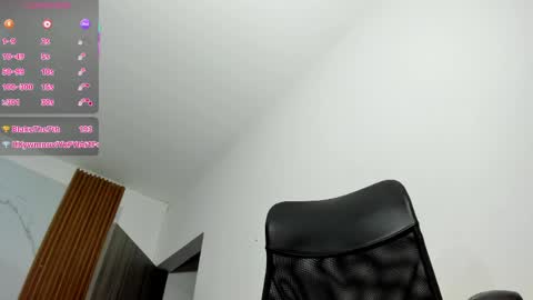 Snapshot of zahra_rose chatting on May 2026 12:04:01 AM zahra_rose online show from May 2026 12:04:01 AM