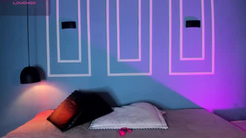 Zaily  online show from November 2025 11:35:01 AM